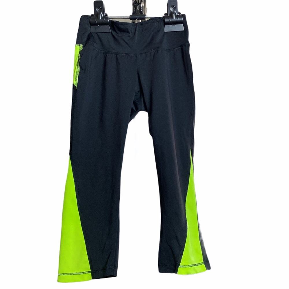 Women’s W Sport Capri Yoga Pants Size Small